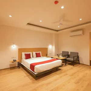 Hotel Gt At Delhi Airport ****